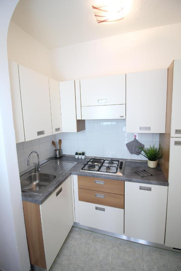 Lovely Panoramic View Apartment - Affitti Brevi Italia Aosta Luaran gambar